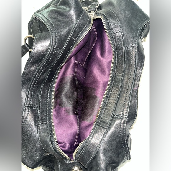 Black leather Coach purse - Picture 5 of 7